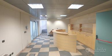 R.E Palazzo ind.te libero cielo terra mq 1.200