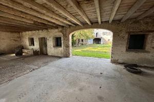 Rustico / Casale di 400 m² a Povoletto