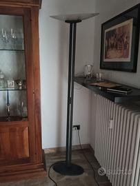 lampada a stelo da arredamento