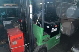 CARRELLO ELEVATORE CESAB ECO-C 100 Matr. 139833