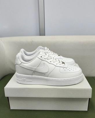 Nike Air Force 1 Low '07 White EU 37.5