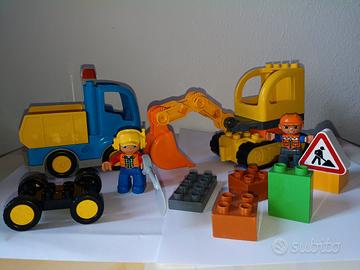 Lego Duplo Exavation Set 10812 per giocare
