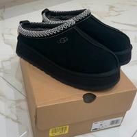 UGG Tasman Black