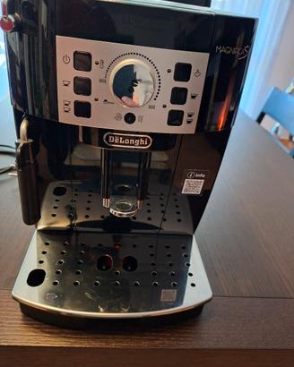 Delonghi Magnifica S 