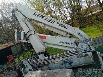 gru per sollevamento 