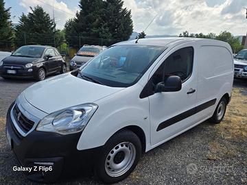 Peugeot Partner BlueHDi 100 S&S PC Furgone Pro 3 P