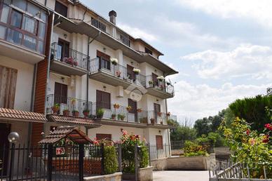 4 LOCALI A TAGLIACOZZO