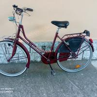 Bici donna restaurata rossa