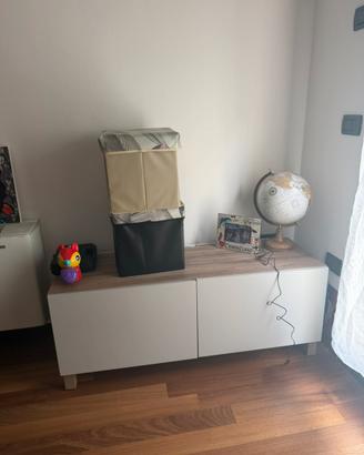 Mobile tv con letto