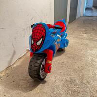 Moto bambino spiderman