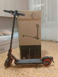 Monopattino Elettrico Xiaomi Elettric Scooter 4 GO