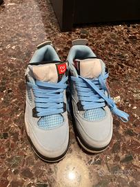Jordan 4 University blu