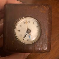 Piccolo orologio inizio novecento da comodino