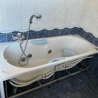 sanitari in omaggio