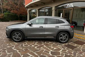 MERCEDES-BENZ GLA 200 Automatic Premium