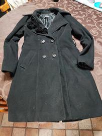 Elegante Cappotto Nero Doppiopetto | 35% Lana