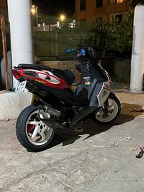 Sr 50 aprilia 2006