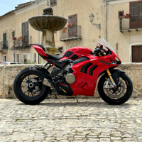 Panigale v4s