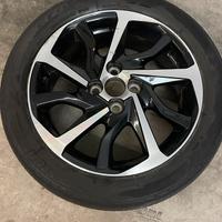 Cerchio in lega e gomma Toyota Yaris del 2019