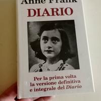 libro "il diario di Anna Frank" NUOVO