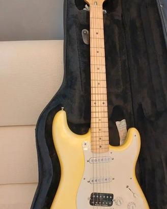 Fender Stratocaster assemblata