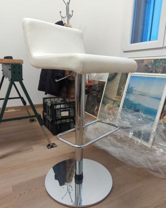 sgabello Calligaris in pelle bianca 