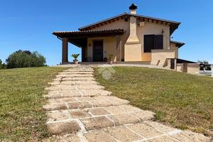 VILLA SINGOLA A MONTALTO DI CASTRO