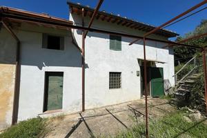 CASA INDIPENDENTE A PISTOIA