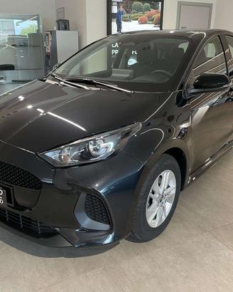Mazda 2 1.5 full hybrid 116 cv.Centre Line,PRONTA 