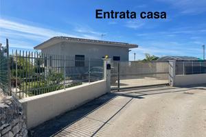 Vendita intero immobile