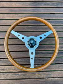 Volanti epoca Momo e Ferrero