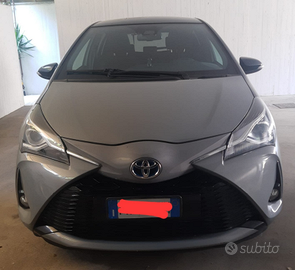 Toyota Yaris Hybrid 1.5 5p Trend "Grey edition"