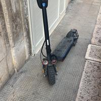 Monopattino elettrico 2 motori