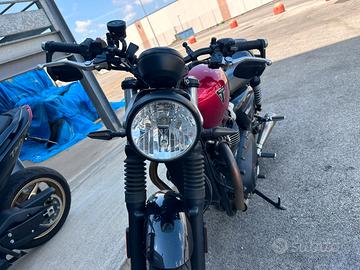 Speed twin 900  Chrome edition