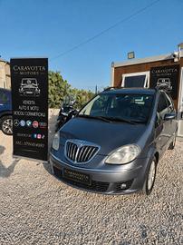Lancia MUSA 1.6 Multijet Poltrona Frau