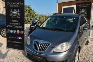 Lancia MUSA 1.6 Multijet Poltrona Frau
