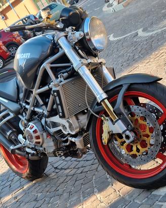 Ducati Monster s4r 