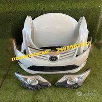 Toyota Avensis 2013 Ricambi parte anteriore