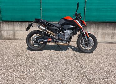 KTM 890 Duke - 2021