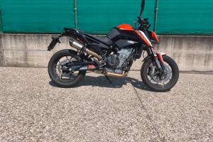 KTM 890 Duke - 2021