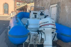Gommone motore e carrello