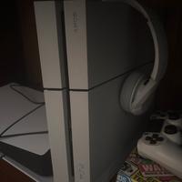 Ps4 500 gb glacer white edition piu joystick