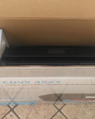 Stampante multifunzione HP 4527