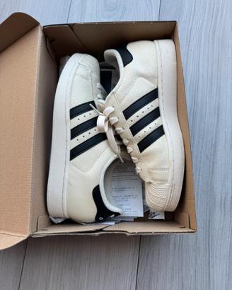 Adidas superstar
