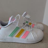 Scarpe Adidas numero 30