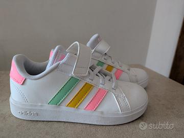 Scarpe Adidas numero 30