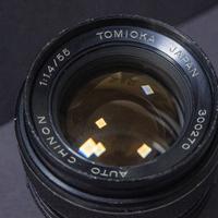 Obiettivo Tomioka Chinon 55mm f/1.4 - Attacco M42
