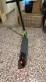 Monopattino Argento activeEvo