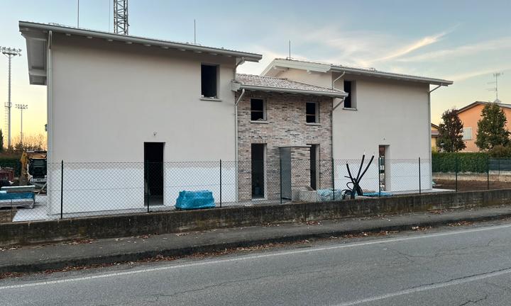 Villa bifamiliare Montecchio