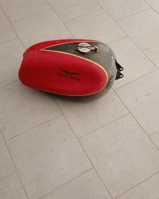 serbatoio moto Guzzi 